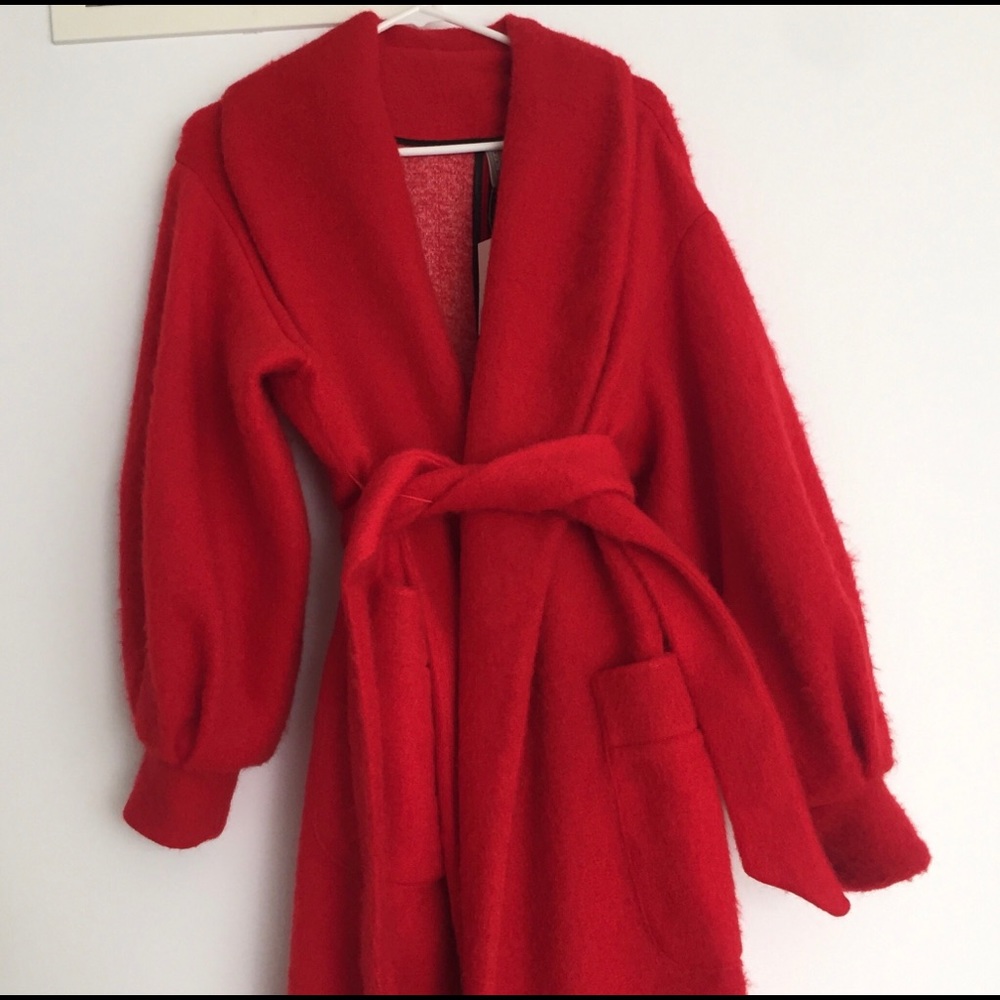 Red Robe Jacket - Picture 3 of 4